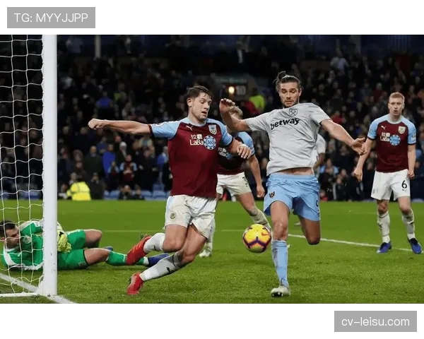 对话伯恩利少帅：谈论在英超保级的压力与年轻化建队策略